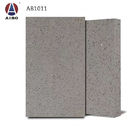 Anti glissement 15 millimètre Grey Engineered Quartz Stone pour les équipements d'intérieur à la maison de conception