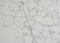 Les carrelages blancs de quartz ont machiné les surfaces polies par dalles en pierre finies