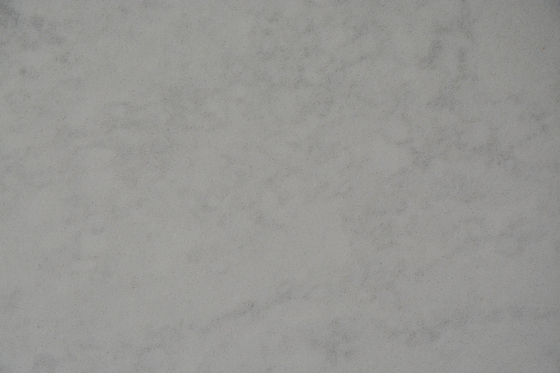 Le quartz blanc naturel de résistance à l'impact aiguisé a fini la dureté de 6,5 Mohz pour la partie supérieure du comptoir